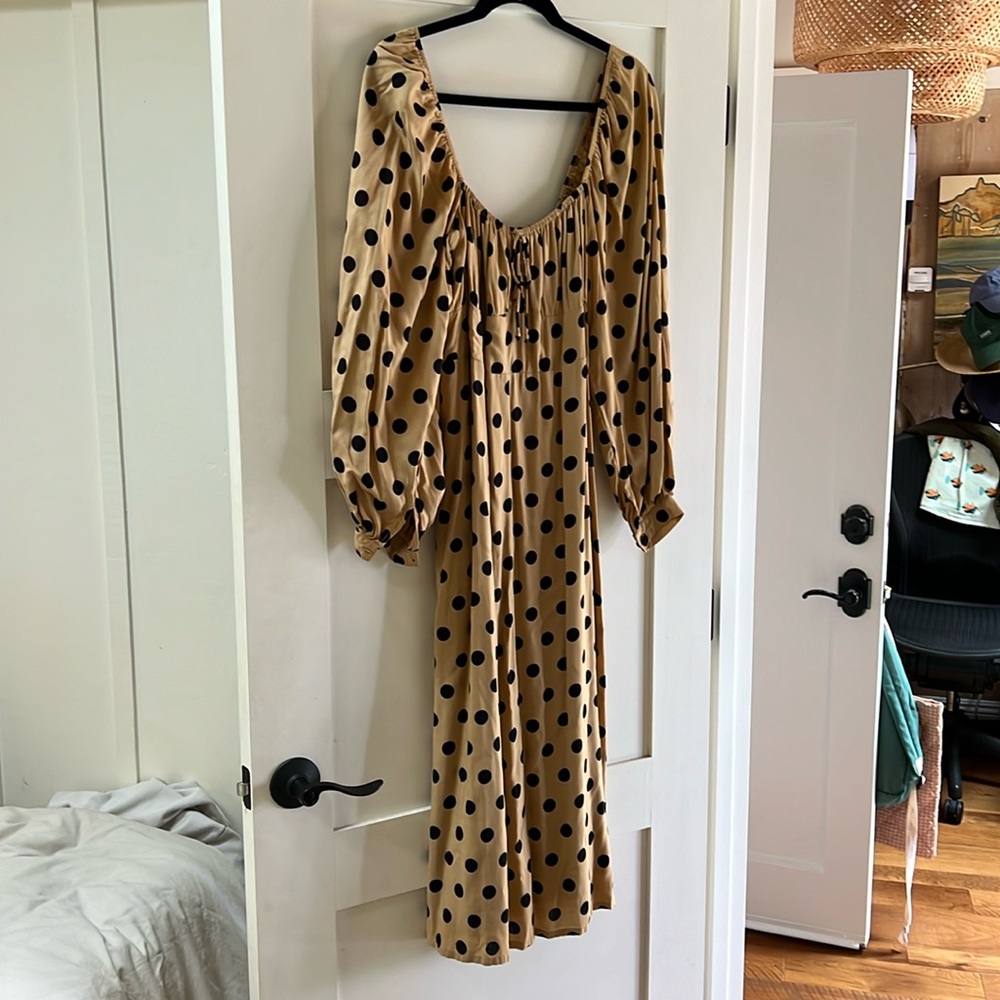Faithfully the Brand Midi dress. Size 4